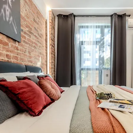 Luxury & Comfort: Smart 2br-apt At Unirii Square * Bucharest
